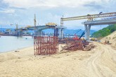 Bình Định sắp thông xe cầu vượt biển