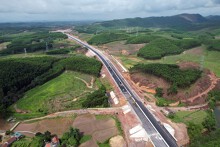 Quảng Ninh dự kiến sử dụng tạm thời cao tốc Vân Đồn - Móng Cái từ 1/8