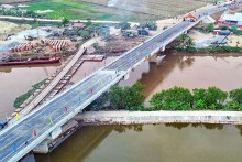 Dự kiến hoàn thành cầu vượt sông Hồng nối Thái Bình với Nam Định vào 30/4/2023
