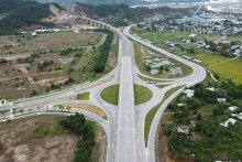Cả nước đang triển khai gần 2.000 km cao tốc, cuối năm khởi công tuyến Bắc Nam giai đoạn 2