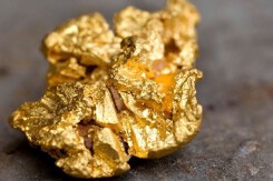 Dự báo giá vàng 5/4: Nhiều khả năng sẽ phục hồi nhẹ?
