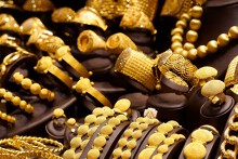Dự báo giá vàng 12/4: Có thể tăng nhẹ vào đầu phiên?