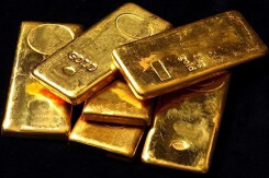 Dự báo giá vàng 6/4: Có thể giảm vì áp lực từ đồng USD mạnh?