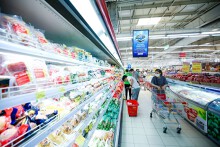 Giá cả thị trường hôm nay (28/5/2022): Siêu thị lên kệ sản phẩm tươi sống hấp dẫn, khuyến mãi hàng tiêu dùng gần 30%