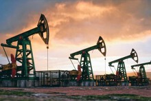 Giá xăng dầu hôm nay 16/4: Giá dầu tăng hơn 2%