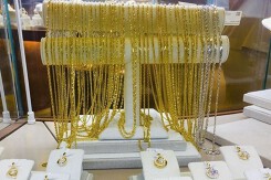 So sánh giá vàng hôm nay 6/5: Vàng trong nước bất ngờ quay đầu giảm 200.000 - 500.000 đồng/lượng