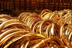 Giá vàng hôm nay 30/4: Tăng nhẹ trong phiên cuối tuần