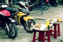 Văn khấn cúng xe máy mới mua đúng chuẩn phong thủy