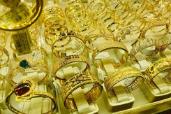Giá vàng hôm nay 25/4: Điều chỉnh giảm 300.000 - 350.000 đồng/lượng vào phiên đầu tuần