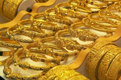 Giá vàng hôm nay 23/4: Đồng loạt đứng yên không đổi trong phiên giao dịch cuối tuần