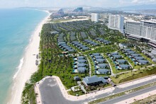Bất động sản nghỉ dưỡng tháng 7: Thanh khoản biệt thự sụt giảm mạnh, condotel vẫn ‘ngụp lặn’ trong vùng trũng