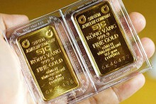 Dự báo giá vàng 16/8: Tiếp đà suy giảm vào đầu phiên?
