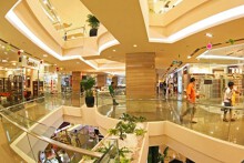 Giá thuê mặt bằng bán lẻ gần ga Cát Linh - Hà Đông tăng 10% sau một quý