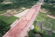 Sắp hoàn thành Cao tốc Cam Lộ - La Sơn
