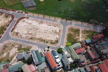 Giá nhà đất liên tục biến động và tăng cao, Bộ Xây dựng nói gì?