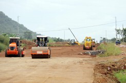 Không để mua đi bán lại các gói thầu, 120 ngày nữa thông xe 4 cao tốc lớn