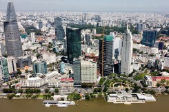 Giá bất động sản miền Bắc bị đẩy lên cao, dòng tiền đầu tư quay trở lại miền Nam?