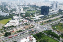 Cận cảnh vị trí làm hầm chui Nguyễn Hữu Thọ - Nguyễn Văn Linh