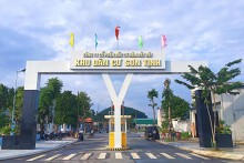 Năm Bảy Bảy muốn bổ sung hơn 750 tỷ đồng cho hai dự án Sơn Tịnh và De Lagi