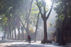 Dự báo thời tiết Hà Nội hôm nay 15/10: Sáng sớm có sương mù, đêm trời lạnh
