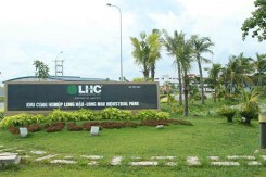 Chuyển cổ phiếu của Long Hậu sang diện hạn chế giao dịch từ ngày 24/10