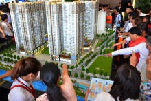 Kiểm tra hoạt động của 61 sàn giao dịch bất động sản tại TP HCM