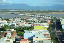 KKT Nam Phú Yên: Xây mới ga Đông Hòa Vinh, mở rộng đường Hùng Vương kéo dài