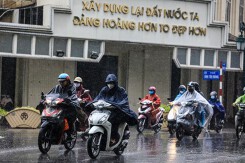 Dự báo thời tiết Hà Nội hôm nay 12/11: Trời nhiều mây, đêm rải rác mưa vài nơi