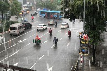 Dự báo thời tiết Hà Nội hôm nay 20/11: Sáng sớm có sương mù nhẹ, trời có mưa vài nơi