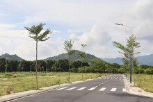 Tạm dừng chuyển nhượng 2.385 thửa đất phân lô ở Cam Lâm