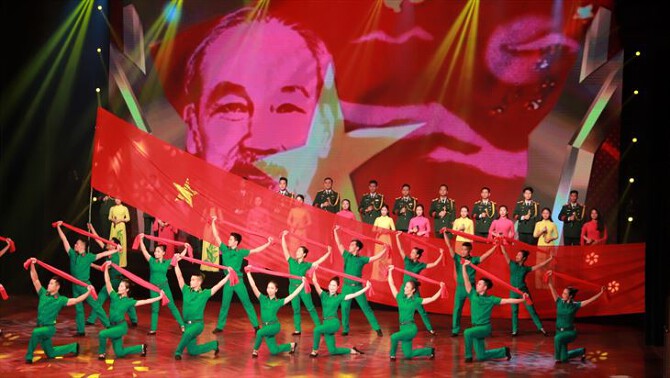 Sôi nổi các hoạt động chào mừng 22/12 trên toàn quốc