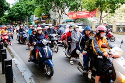 Dự báo thời tiết Hà Nội hôm nay 14/12: Ngày nắng, đêm không mưa, trời vẫn rét