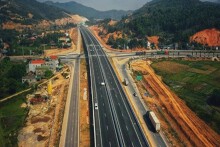 Trao thầu dự án cao tốc Bắc - Nam, đoạn Vạn Ninh - Cam Lộ