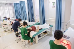 Có nên lấy nhân mụn không?