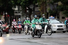 Dự báo thời tiết Hà Nội hôm nay 1/2: Thỉnh thoảng có mưa nhỏ rải rác, trời vẫn rét