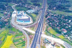 Phát triển kinh tế vùng Bắc Trung bộ: Đầu tư các hành lang kinh tế Đông - Tây tăng liên kết vùng