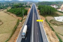 Cao tốc Hoài Nhơn - Quy Nhơn vẫn vướng đất rừng và hạ tầng kỹ thuật
