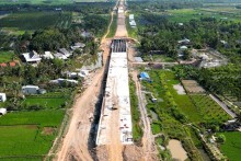 Nước rút hoàn thành cao tốc kết nối từ TP HCM đi Cần Thơ