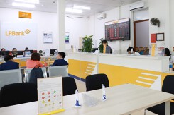 Lãi suất ngân hàng LPBank tháng 11/2023 duy trì đà giảm tại hầu hết kỳ hạn