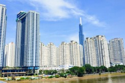 Một lãnh đạo công ty bất động sản từ nhiệm