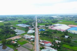 Hình ảnh tỉnh lộ 825 đang mở rộng tại huyện Đức Hòa, Long An