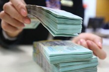 Thị trường BĐS tiếp tục trì trệ sẽ tạo áp lực lớn lên TPDN và nợ xấu năm 2024