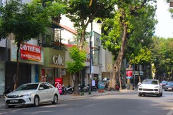 [Photostory] Mặt bằng phố cổ ế ẩm ngày cuối năm