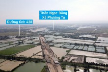 Toàn cảnh đường trục phía nam rộng 40 m đang xây dựng qua huyện Ứng Hòa, Hà Nội