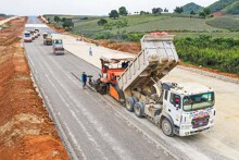 Khẩn trương phê duyệt đầu tư các dự án giao thông lớn