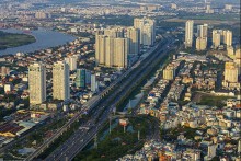 Ngân hàng với 'liên khúc' rao bán và hạ giá các khoản nợ, tài sản thế chấp