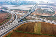Khẩn trương hoàn thành 3 dự án thành phần cao tốc Bắc – Nam giai đoạn 1 trước 30/4