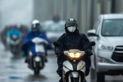 Dự báo thời tiết Hà Nội hôm nay 24/2: Đôi lúc có mưa rào, trời chuyển rét