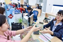 Kiểm tra thông tin 'Ngân hàng rao bán nợ, tài sản đảm bảo'
