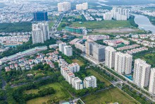 Fiin Ratings: Ngành bất động sản sẽ tiếp tục gặp nhiều bất lợi về vốn trong nửa đầu năm 2023